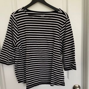 ❤️ Black & White Striped 3/4 length sleeves 2x